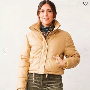 Cropped puffer jackets